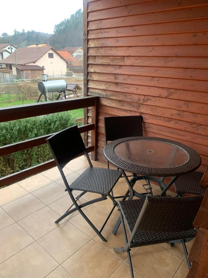 Dorf Haus Valiug Otel Dış mekan fotoğraf