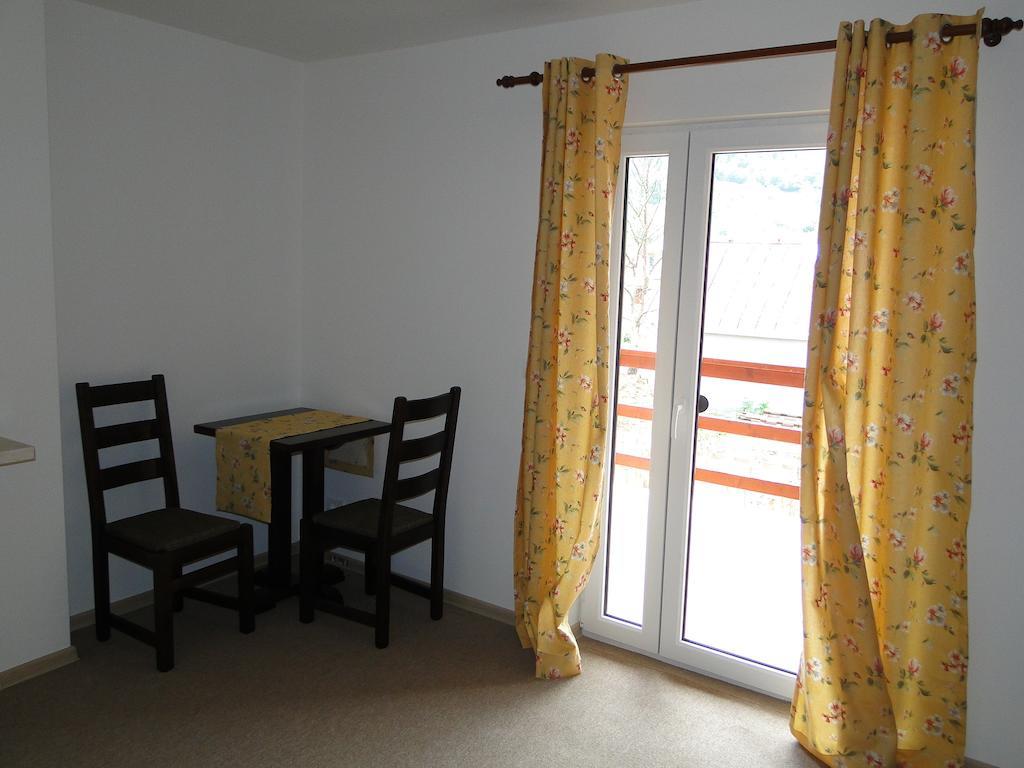 Dorf Haus Valiug Otel Oda fotoğraf